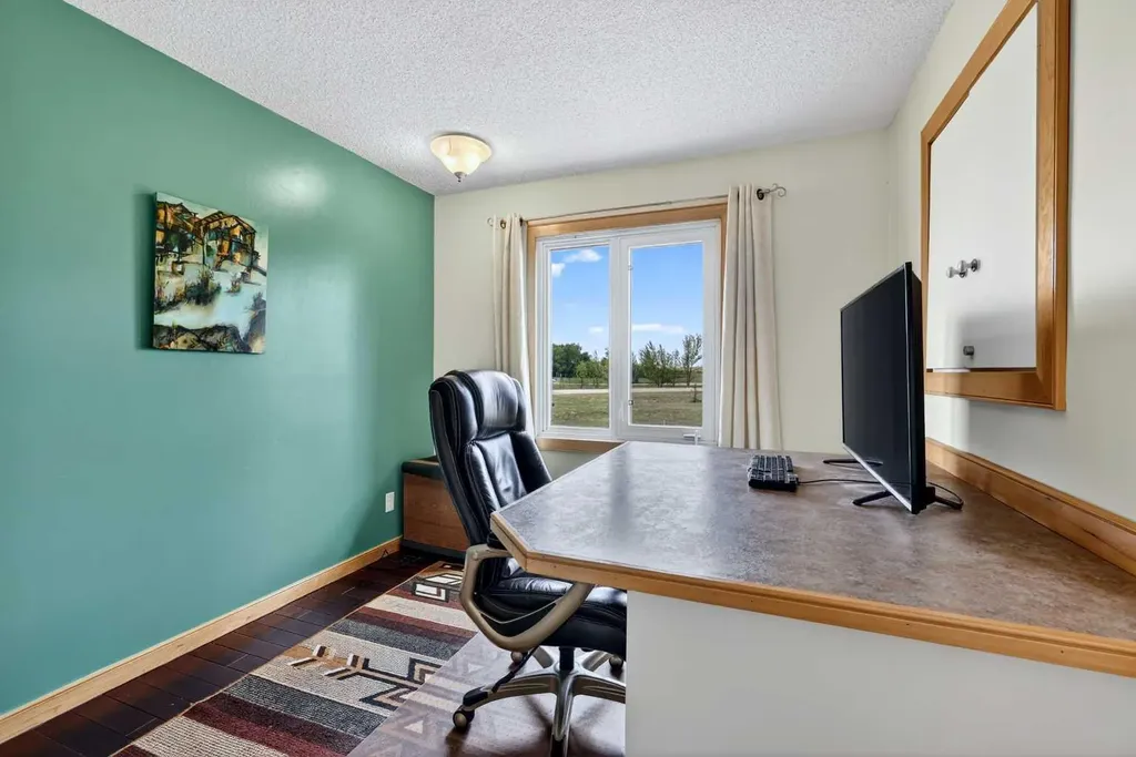 232054 Range Road 243a Namaka AB T1P 0N3