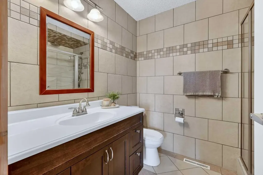 232054 Range Road 243a Namaka AB T1P 0N3