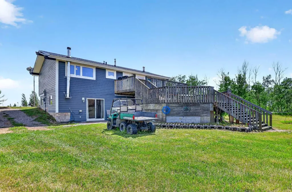 232054 Range Road 243a Namaka AB T1P 0N3