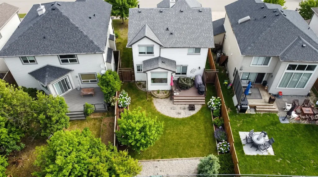 11 Chapala Way SE Calgary AB T2X 3S7