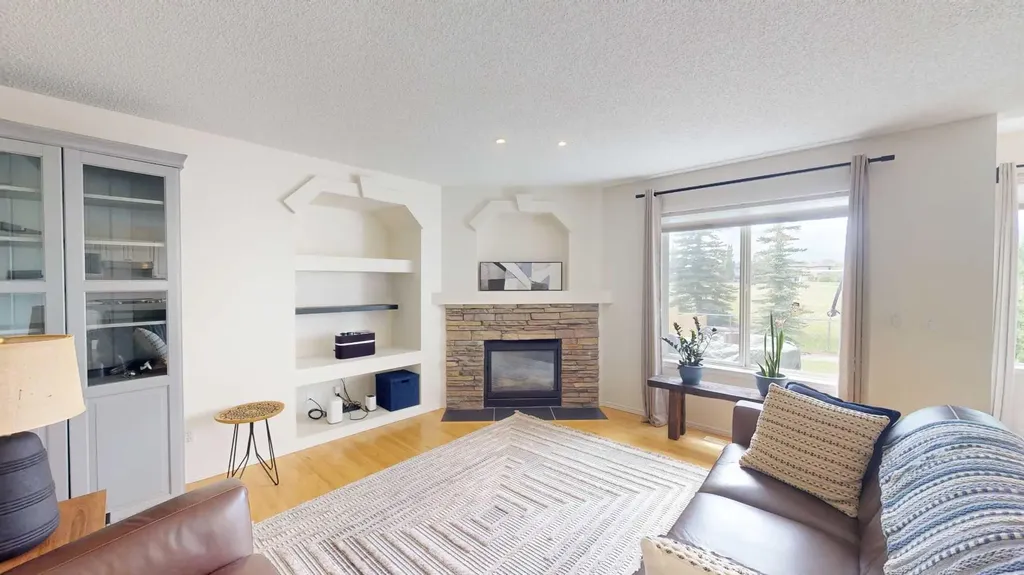 11 Chapala Way SE Calgary AB T2X 3S7