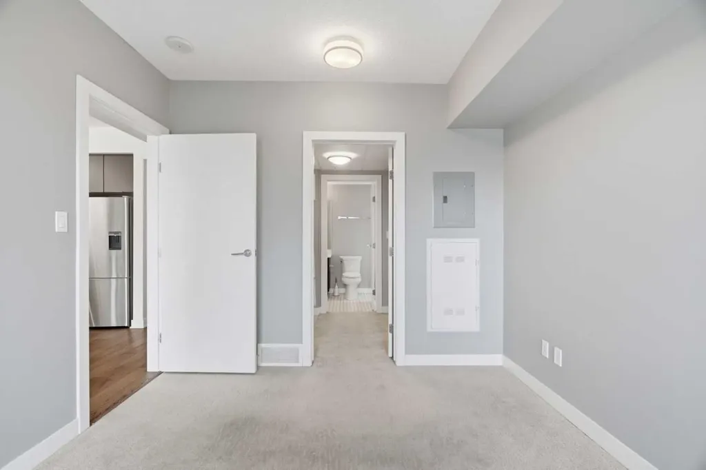 930 6 Avenue SW Calgary AB T2P 1J3
