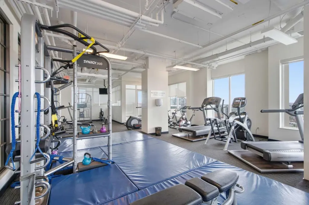 930 6 Avenue SW Calgary AB T2P 1J3