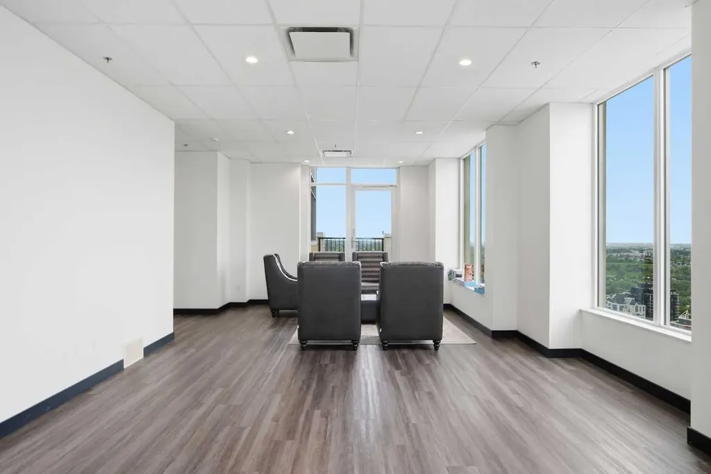 930 6 Avenue SW Calgary AB T2P 1J3