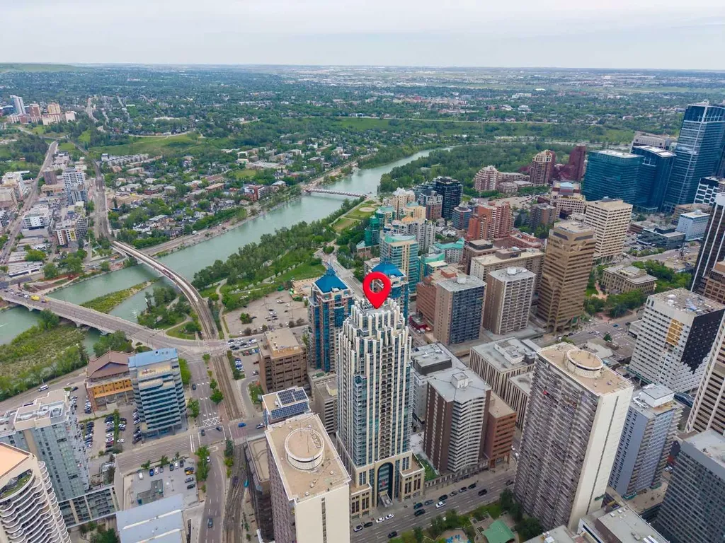 930 6 Avenue SW Calgary AB T2P 1J3