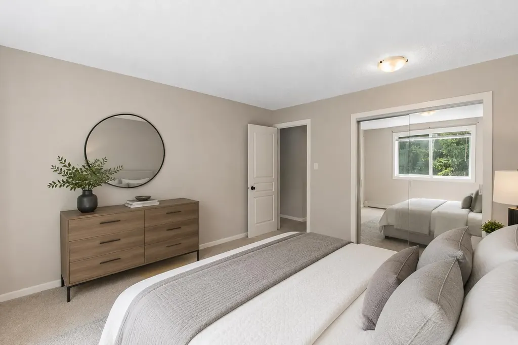 6400 Coach Hill Road SW Calgary AB T3H 1B8
