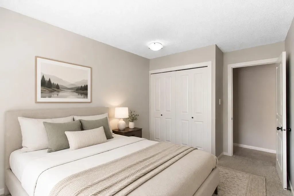 6400 Coach Hill Road SW Calgary AB T3H 1B8