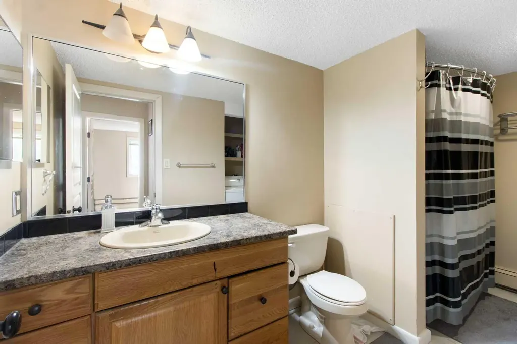 6400 Coach Hill Road SW Calgary AB T3H 1B8