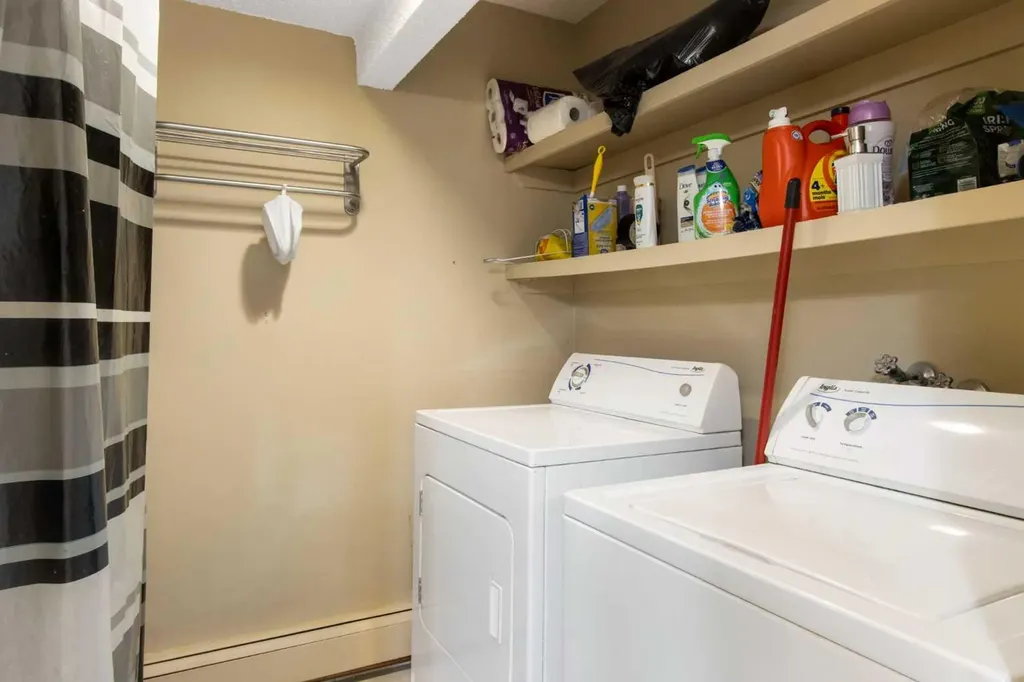 6400 Coach Hill Road SW Calgary AB T3H 1B8