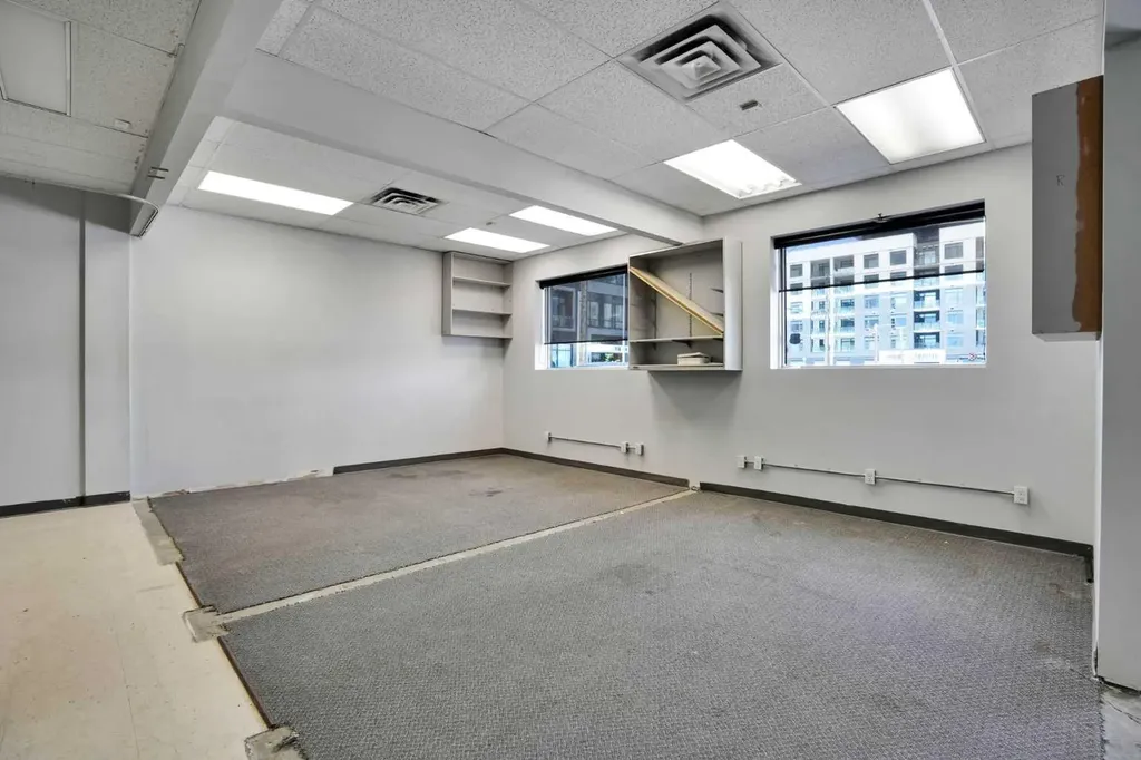 1350 11 Avenue SW Calgary AB T3C 0M6