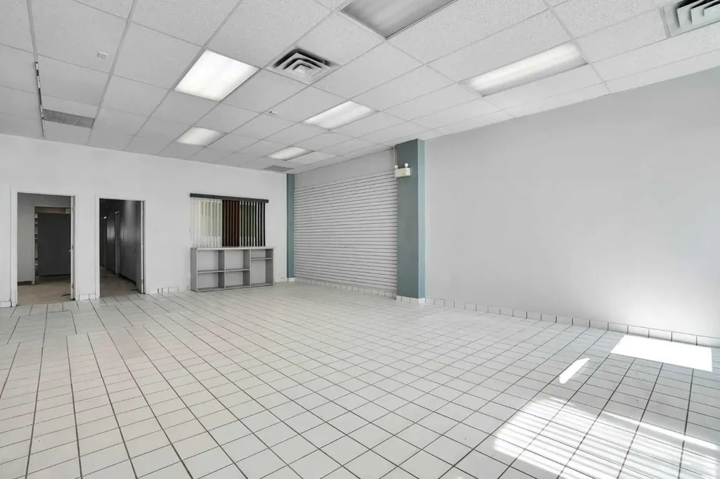 1350 11 Avenue SW Calgary AB T3C 0M6