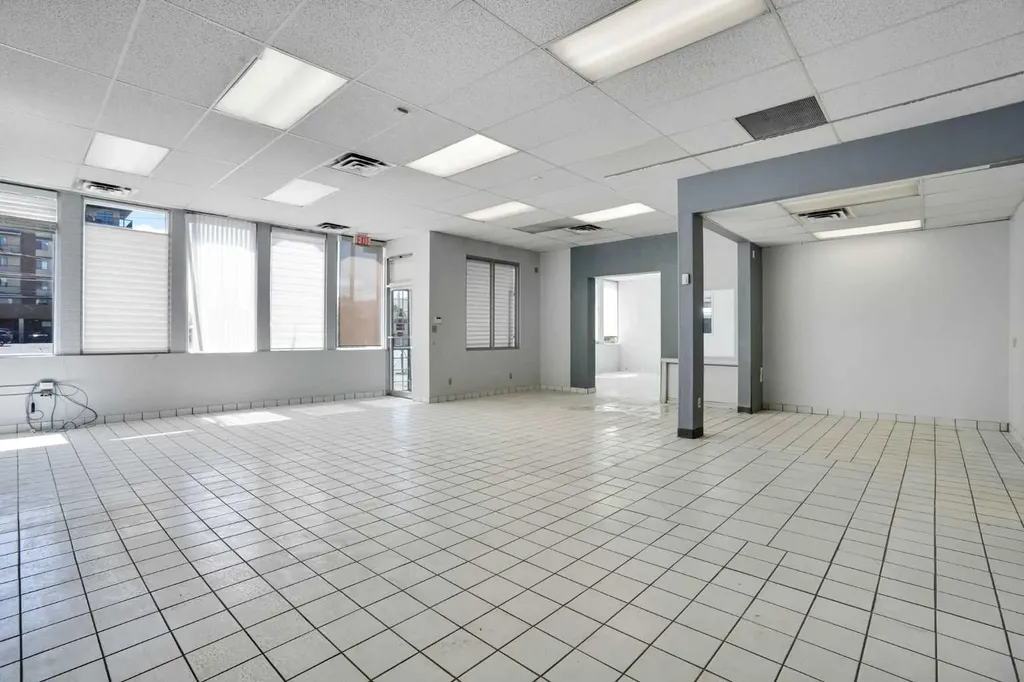 1350 11 Avenue SW Calgary AB T3C 0M6