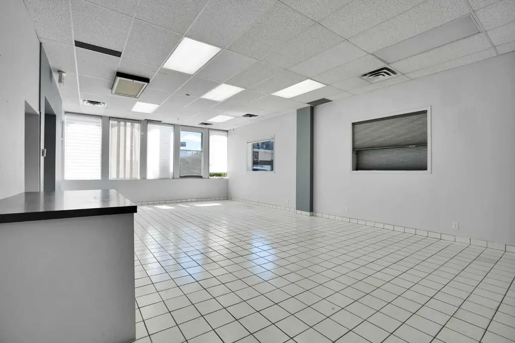 1350 11 Avenue SW Calgary AB T3C 0M6