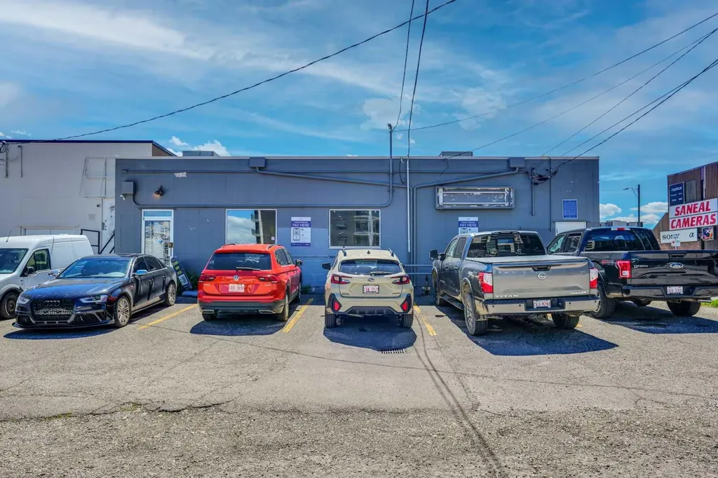 123 Any Avenue SW Calgary AB T3C 0M6