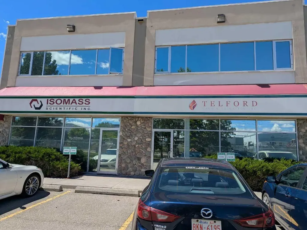 5700 1 Street SW Calgary AB T2H0E8
