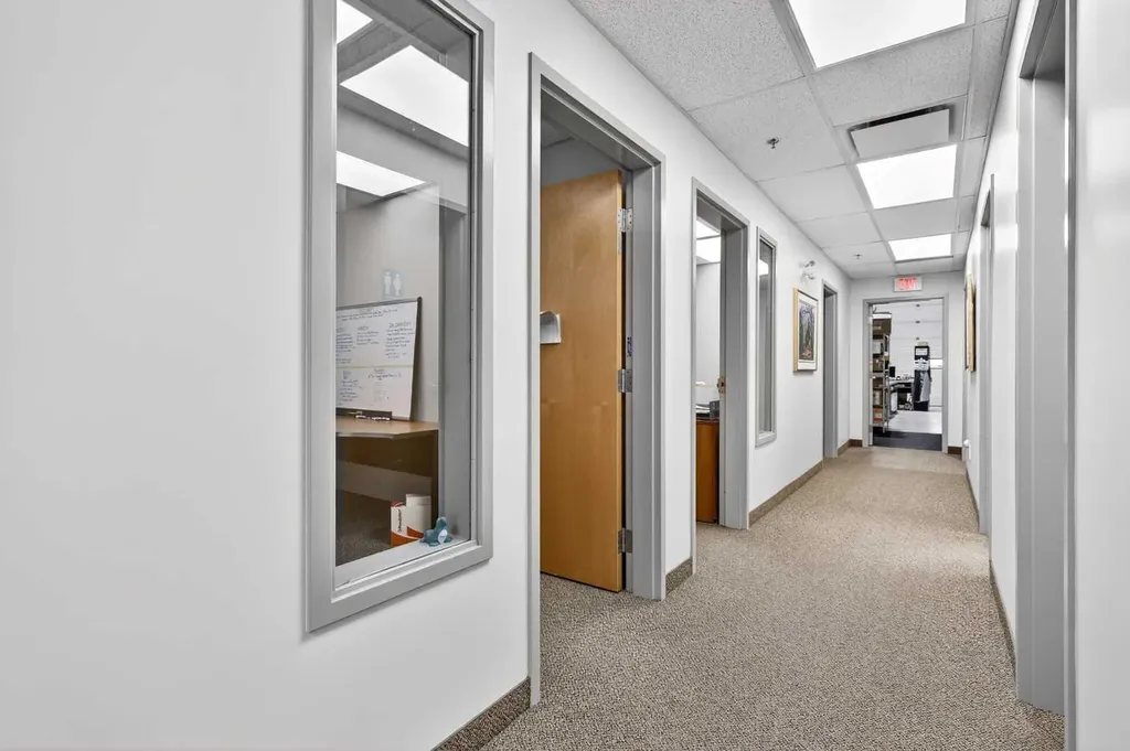 5700 1 Street SW Calgary AB T2H0E8