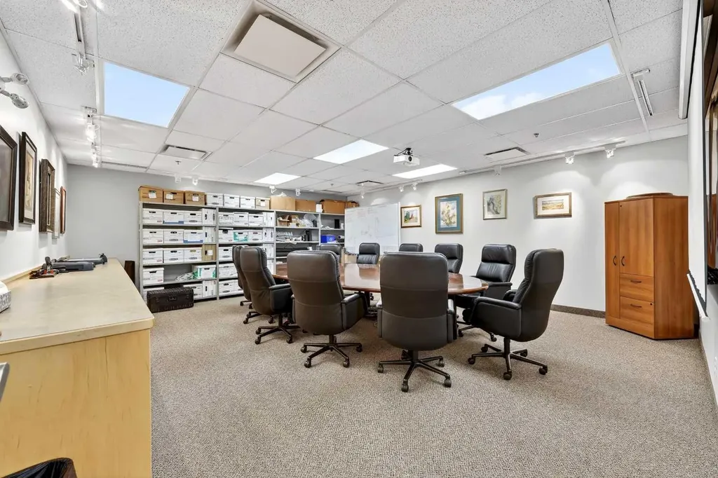 5700 1 Street SW Calgary AB T2H0E8