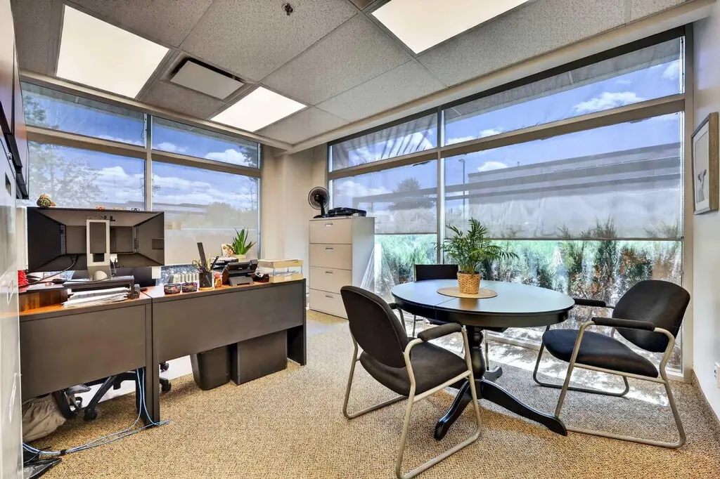 5700 1 Street SW Calgary AB T2H0E8