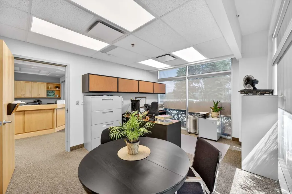 5700 1 Street SW Calgary AB T2H0E8