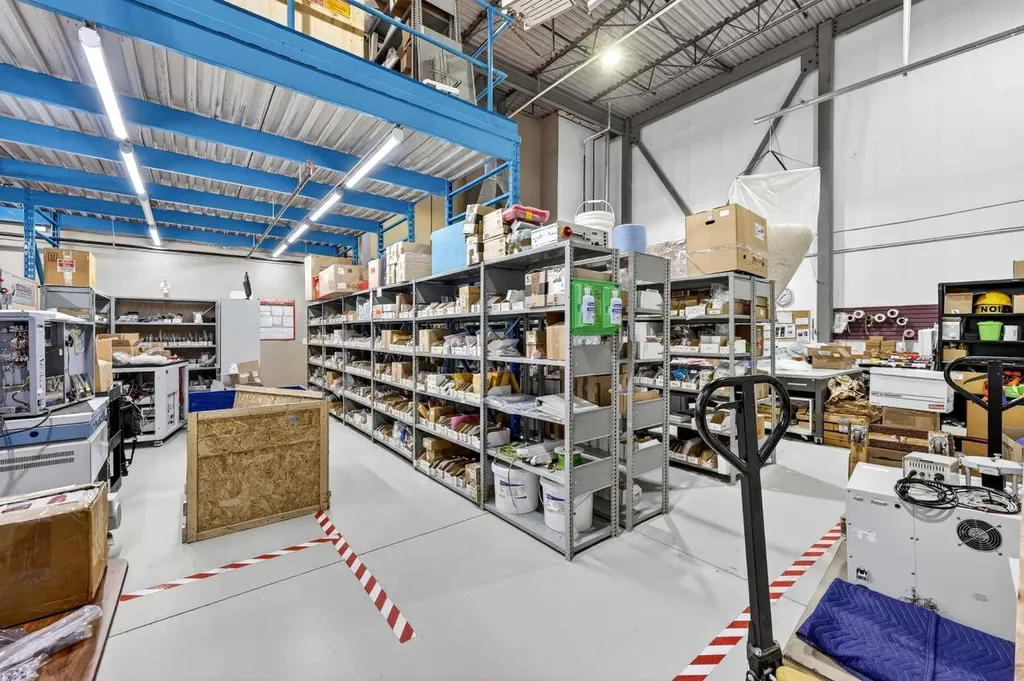 5700 1 Street SW Calgary AB T2H0E8