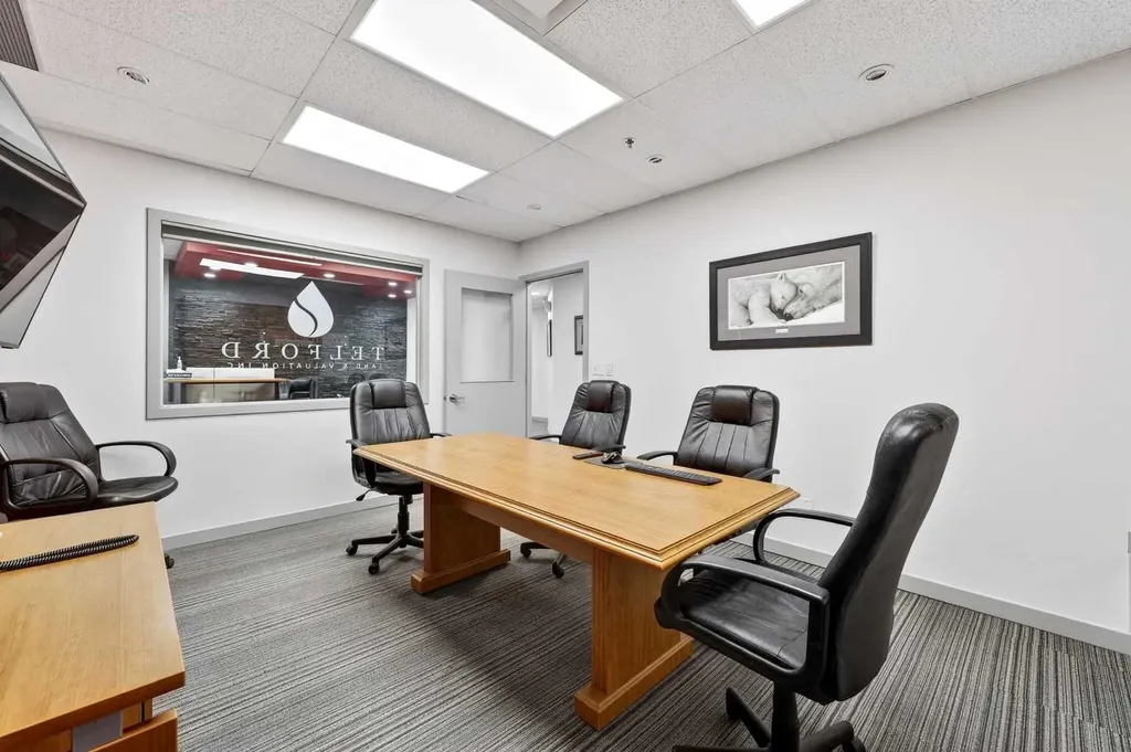 5700 1 Street SW Calgary AB T2H0E8