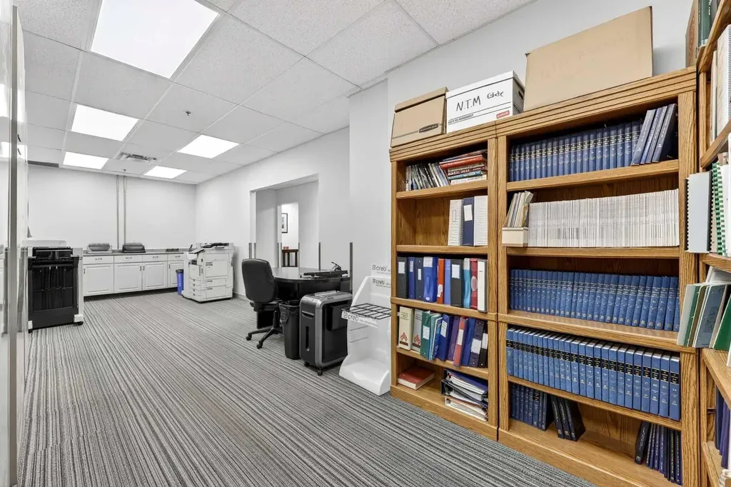 5700 1 Street SW Calgary AB T2H0E8