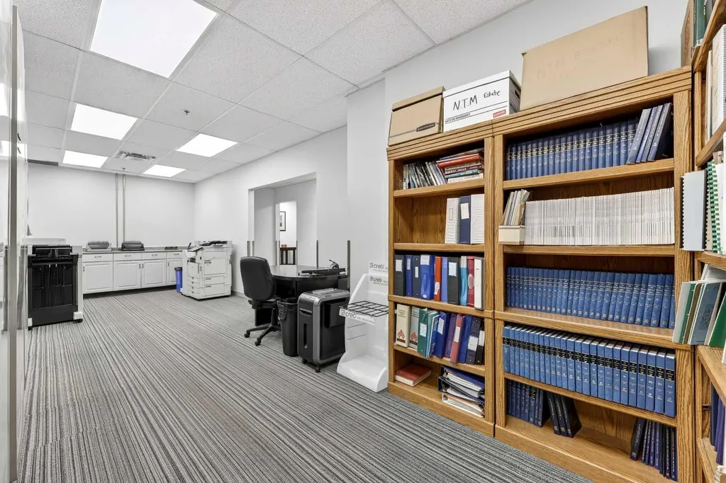5700 1 Street SW Calgary AB T2H0E8