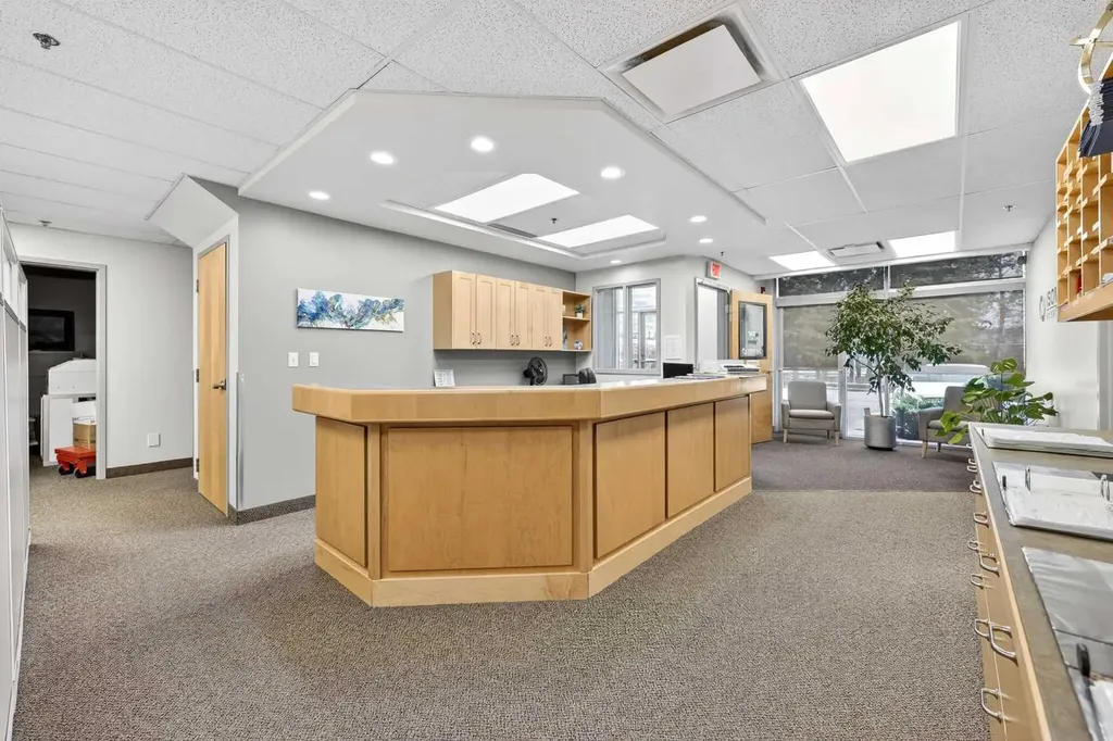 5700 1 Street SW Calgary AB T2H0E8