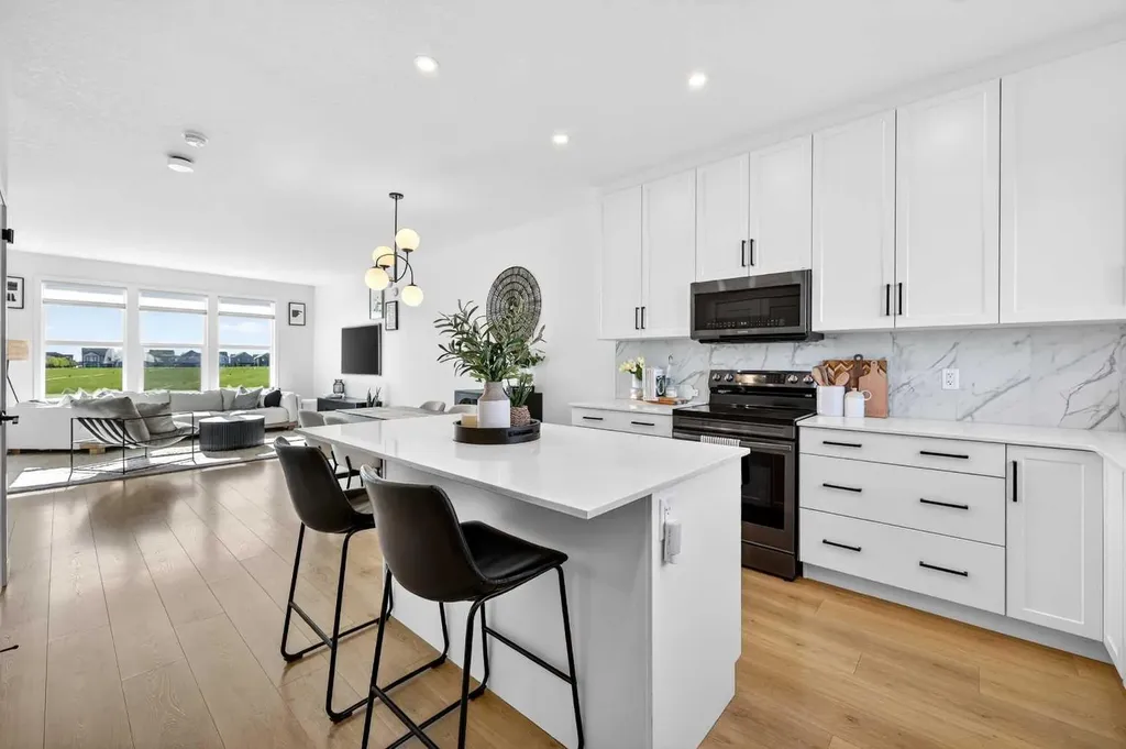 87 Heirloom Boulevard SE Calgary AB T3S 0H2