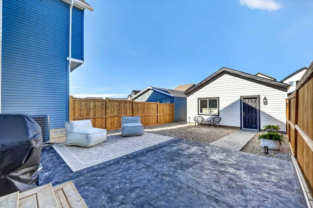 87 Heirloom Boulevard SE Calgary AB T3S 0H2