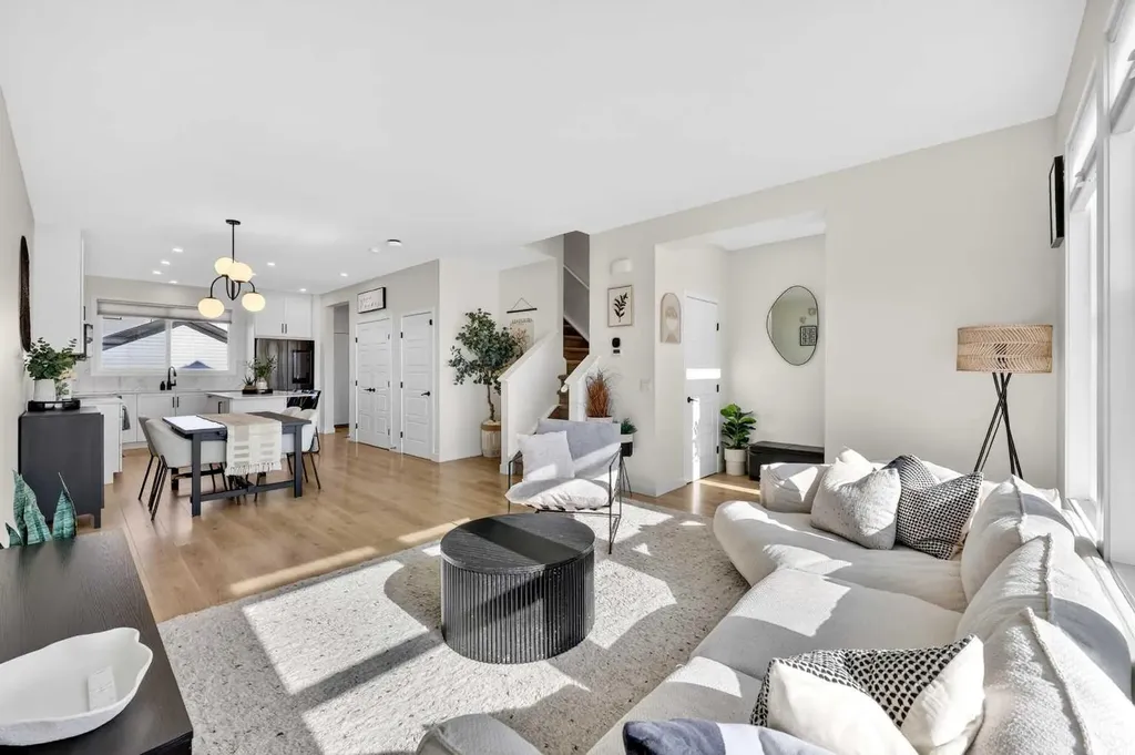 87 Heirloom Boulevard SE Calgary AB T3S 0H2