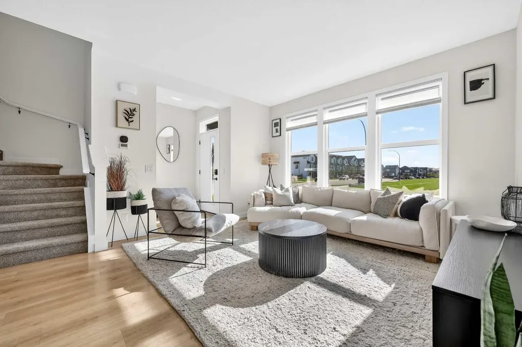 87 Heirloom Boulevard SE Calgary AB T3S 0H2
