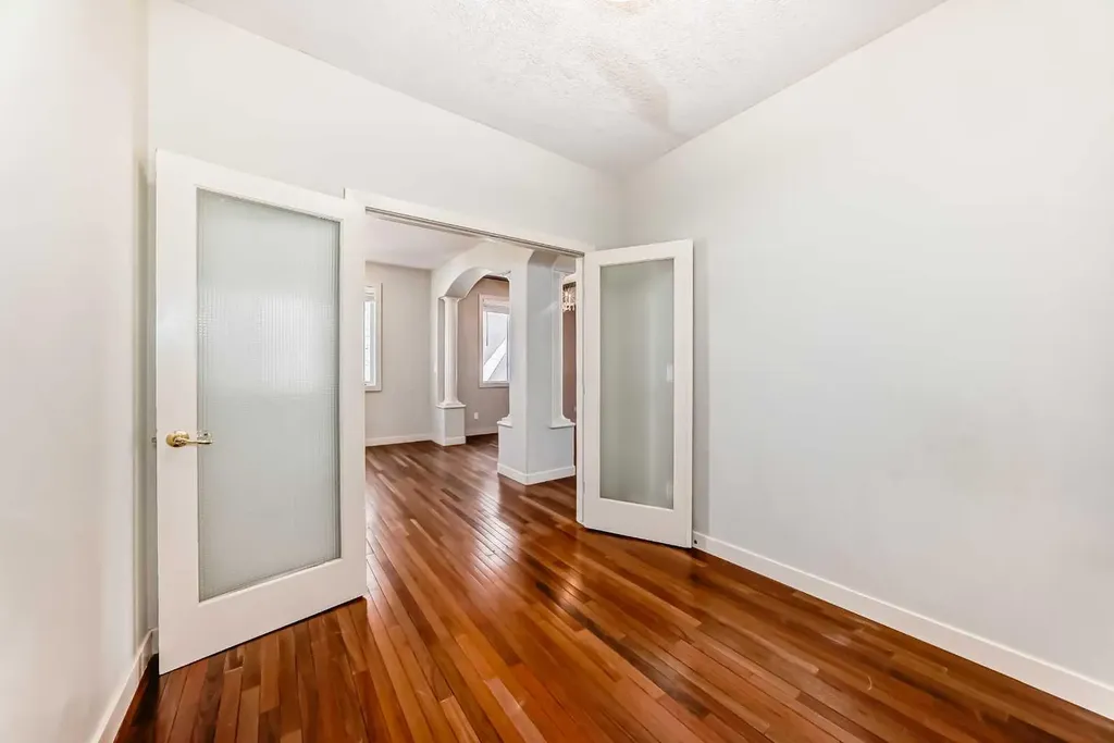 108 Sherwood Common NW Calgary AB T3R 1R2