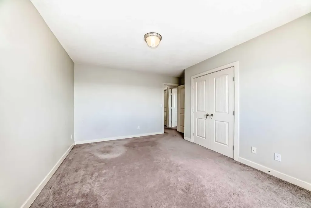 108 Sherwood Common NW Calgary AB T3R 1R2