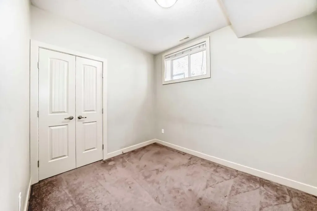 108 Sherwood Common NW Calgary AB T3R 1R2