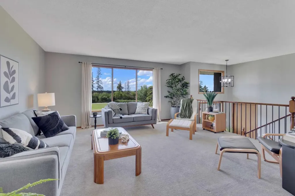27 Warwick Drive Red Deer AB T4N 6L4