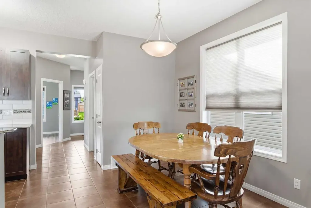 138 Drake Landing Loop Okotoks AB T1S 0G8