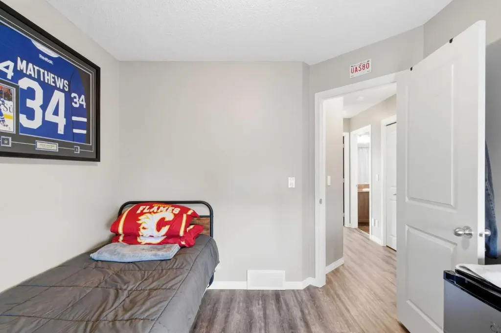 138 Drake Landing Loop Okotoks AB T1S 0G8