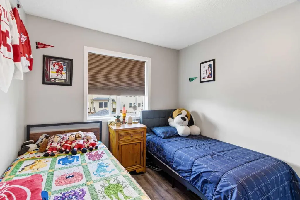 138 Drake Landing Loop Okotoks AB T1S 0G8