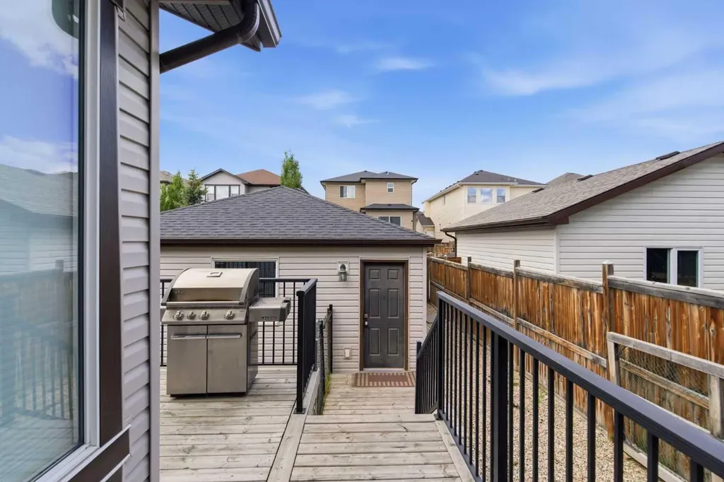 138 Drake Landing Loop Okotoks AB T1S 0G8