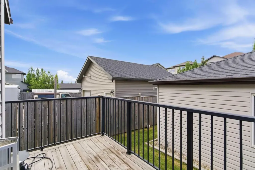 138 Drake Landing Loop Okotoks AB T1S 0G8