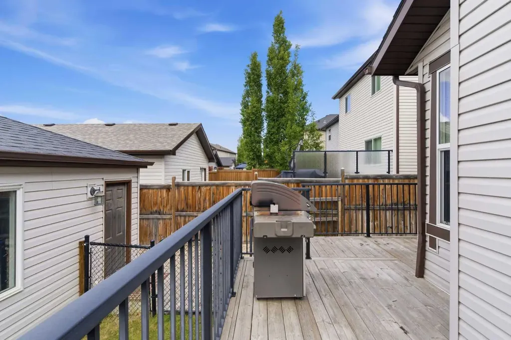 138 Drake Landing Loop Okotoks AB T1S 0G8