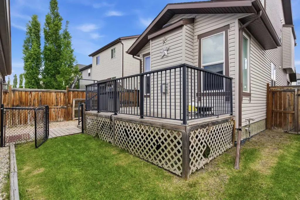 138 Drake Landing Loop Okotoks AB T1S 0G8