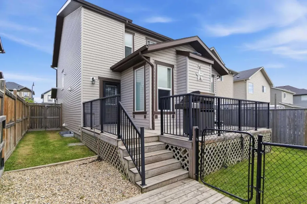 138 Drake Landing Loop Okotoks AB T1S 0G8
