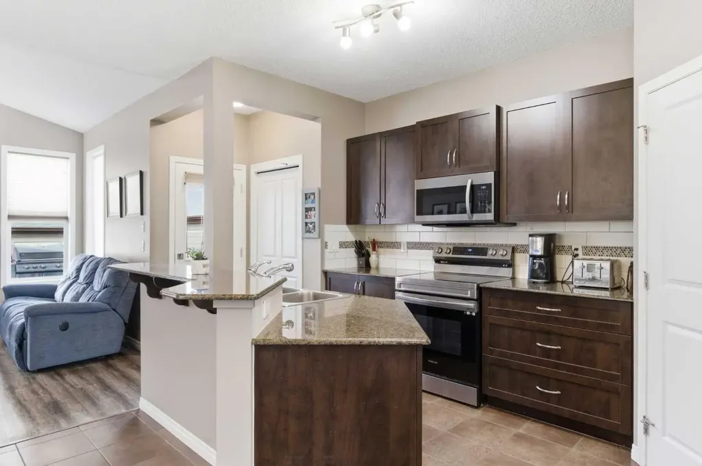 138 Drake Landing Loop Okotoks AB T1S 0G8