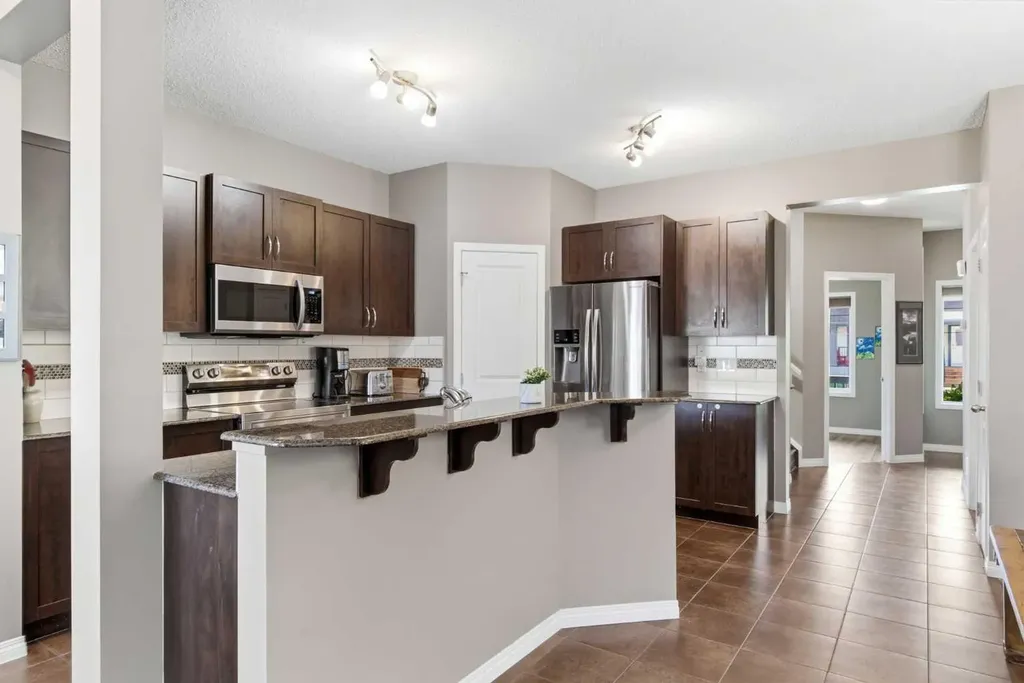 138 Drake Landing Loop Okotoks AB T1S 0G8