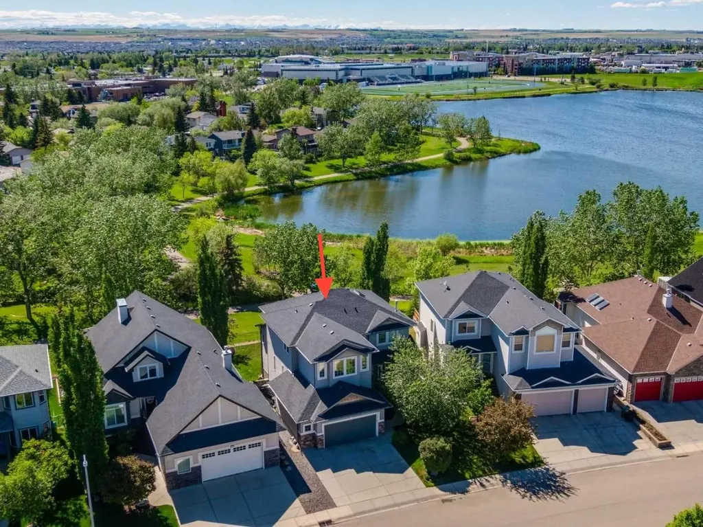 37 Tanner Close SE Airdrie AB T4A 2L4