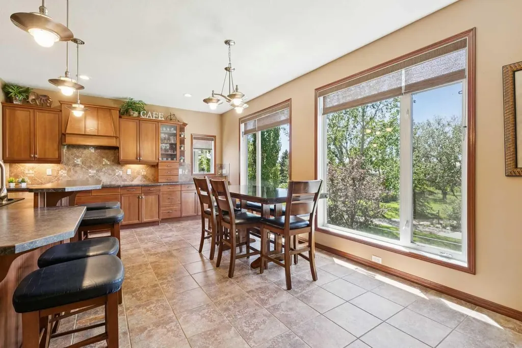 37 Tanner Close SE Airdrie AB T4A 2L4