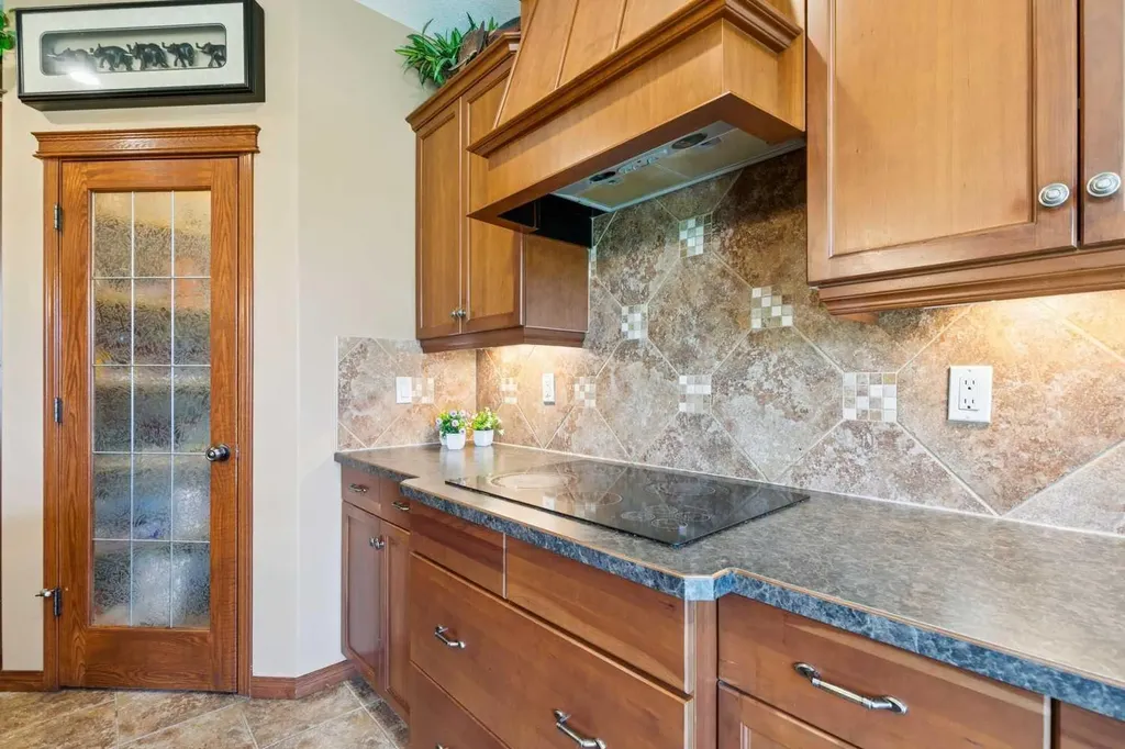 37 Tanner Close SE Airdrie AB T4A 2L4