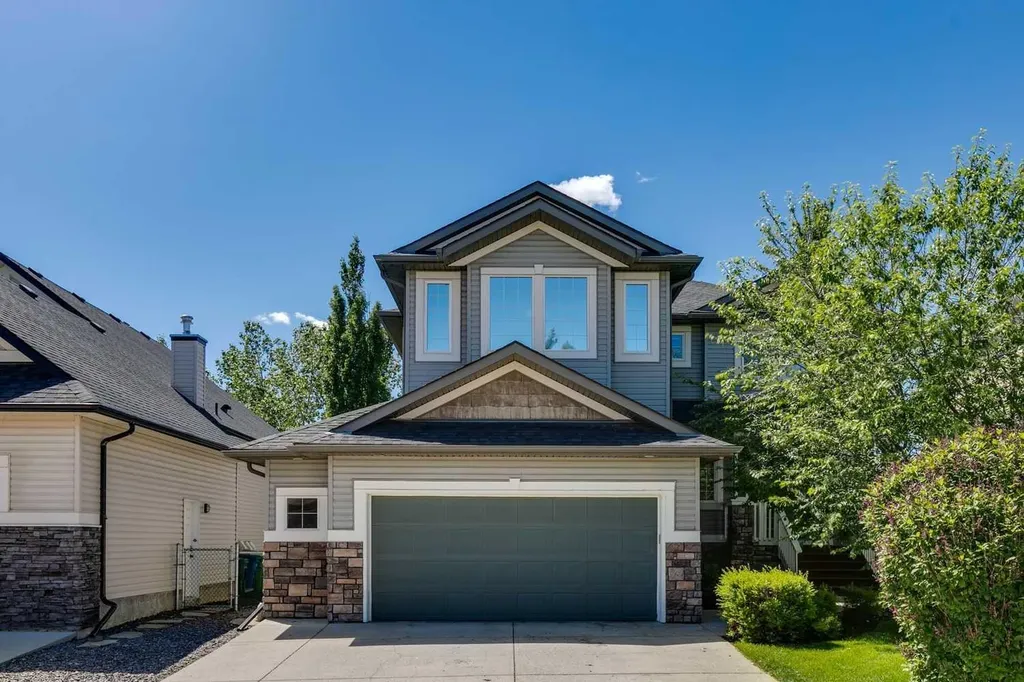 37 Tanner Close SE Airdrie AB T4A 2L4